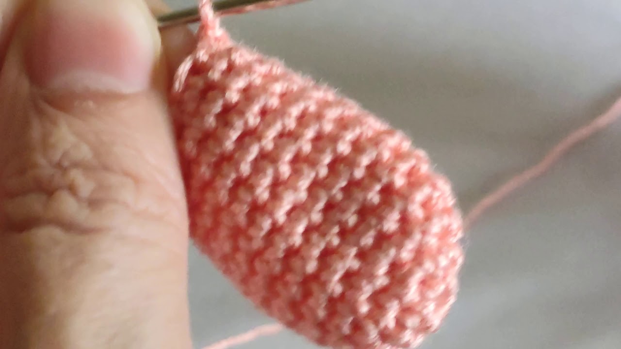 Conejo a ganchillo pequeño y fácil (orejas y 