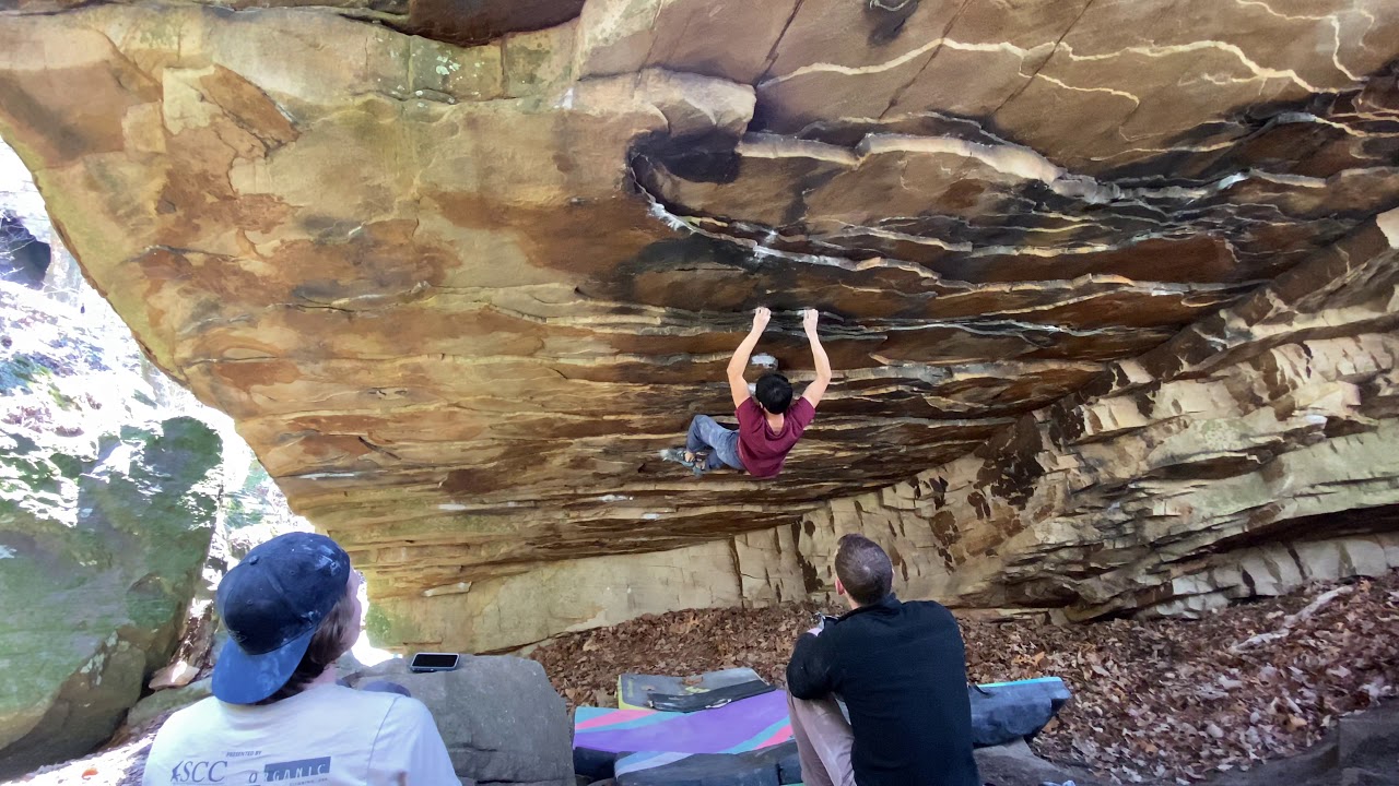 Chattanooga Bouldering - Hit Strips Stand V9