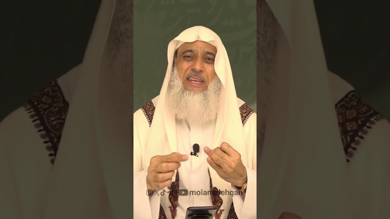 آیا معتکف می تواند در حال اعتکاف غسل کند؟