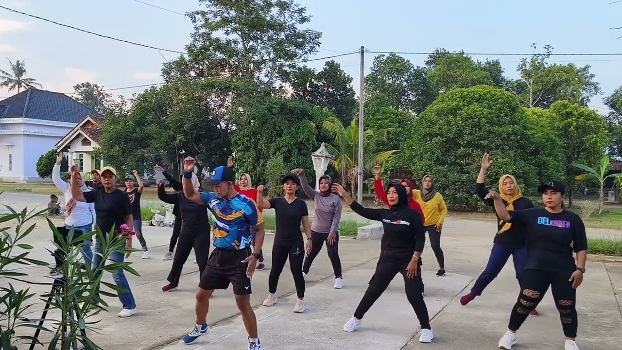 SENAM DJ HANING ENAK BAGETT