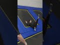 FAVIJ SCHIANTATO SUI TRAMPOLINI