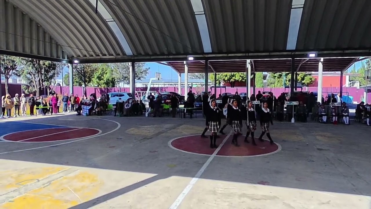 Día de la bandera escoltas 1/9  