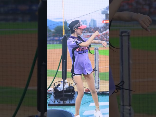 kia타이거즈 김민서치어리더 클라스 아웃송 직캠 #shorts #김민서 #치어리더 #응원  #직캠 #영상 #kia타이거즈 #아웃송
