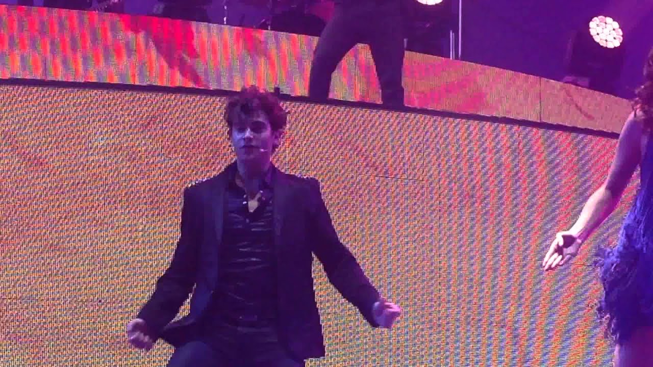 Violetta LIVE 2015 Hamburg - Crecimos juntos