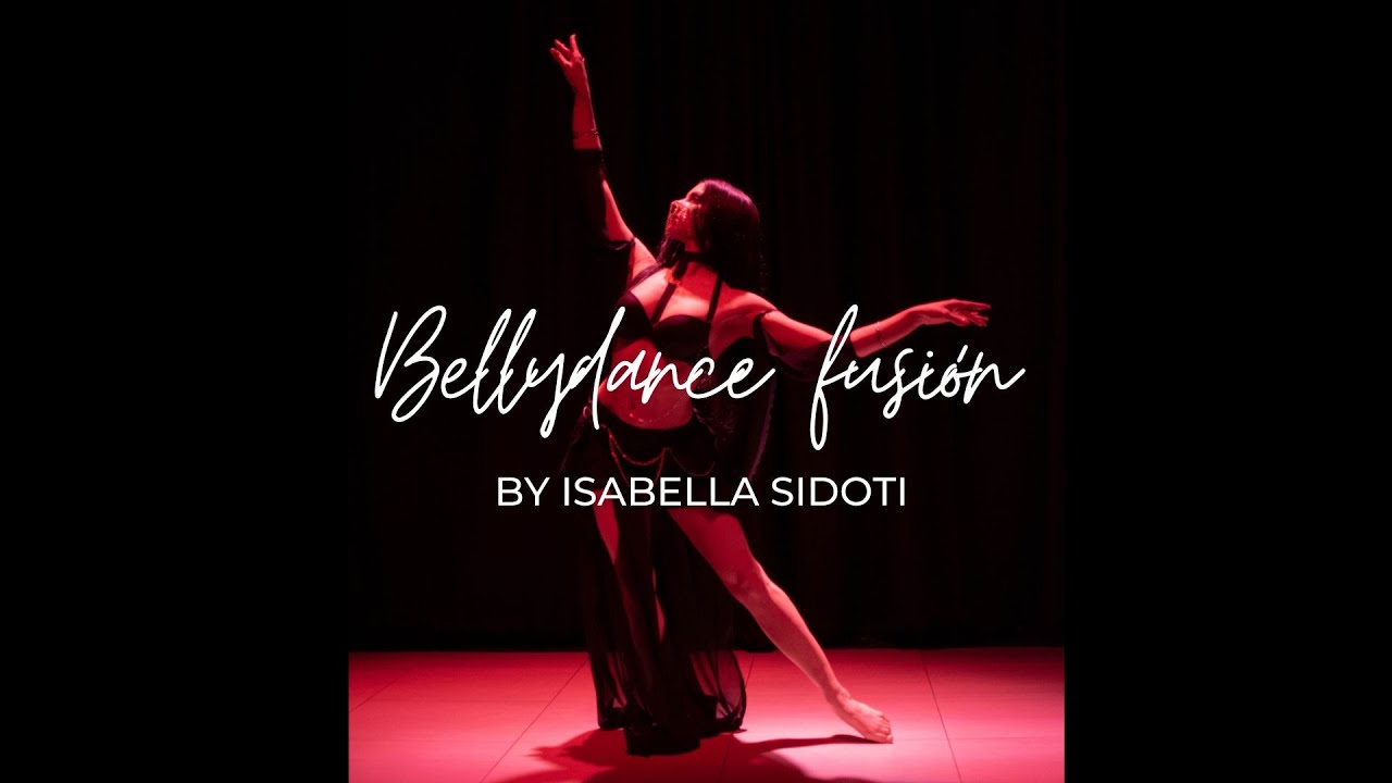 ⁣Performance de Bellydance fusión en Esquel por Isabella Sidoti