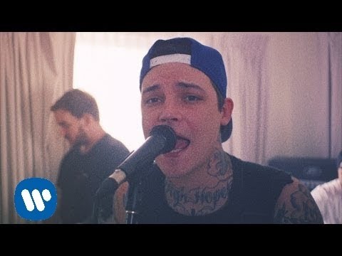 The Amity Affliction - Don&#039;t Lean On Me [OFFICIAL VIDEO]