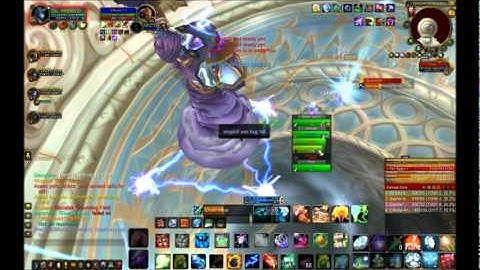 World of Warcraft: Decursing like mad!