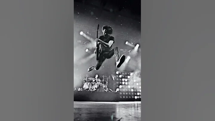 Alice In Chains - Image by Scott Dachroeden, anima...