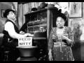 Capture de la vidéo Fats Waller & Ada Brown - That Ain't Right - Stormy Weather (1943)