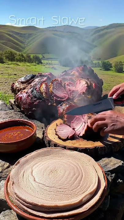 🔥 Ethiopian Highlands Roast 🐫 | Traditional Camel Roast with Berbere & Injera | Smart Knife Cut ASMR
