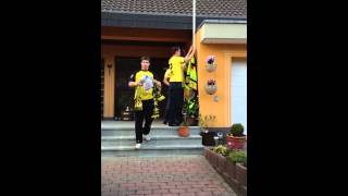 Fahnentausch Vom Dfb Pokalsieger Bvb Gegen Bayern München