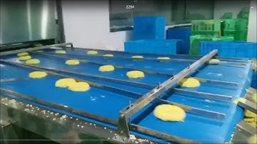 Automatic packaging machine for Instant noodles cakes with auto feeding system Auto dispenser