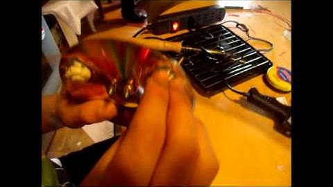 Construcción de la Cucaracha Robot 8°C  Cristobal Vargas