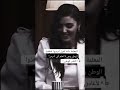 معلمة دوما تقول عاليا أن تقعد معلمة دوما تقول عاليا أن تقعد