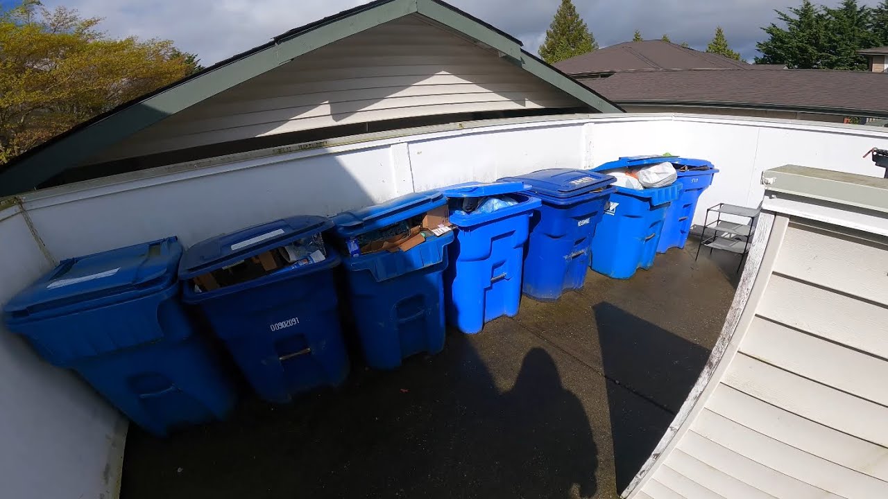 1 Apartment 13 Recycle Totes
