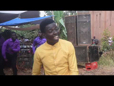 FARAJA KWAYA TOKA FPCT NYANKORONKO BUHIGWE WAKIHUDUMU KATIKA SEMINA YA U W W FPCT KISHENGEZI 