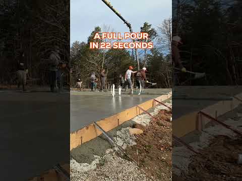 Twenty-two seconds goes by fast. The crew made this pour look smooth with the help of the SCREEDEMON