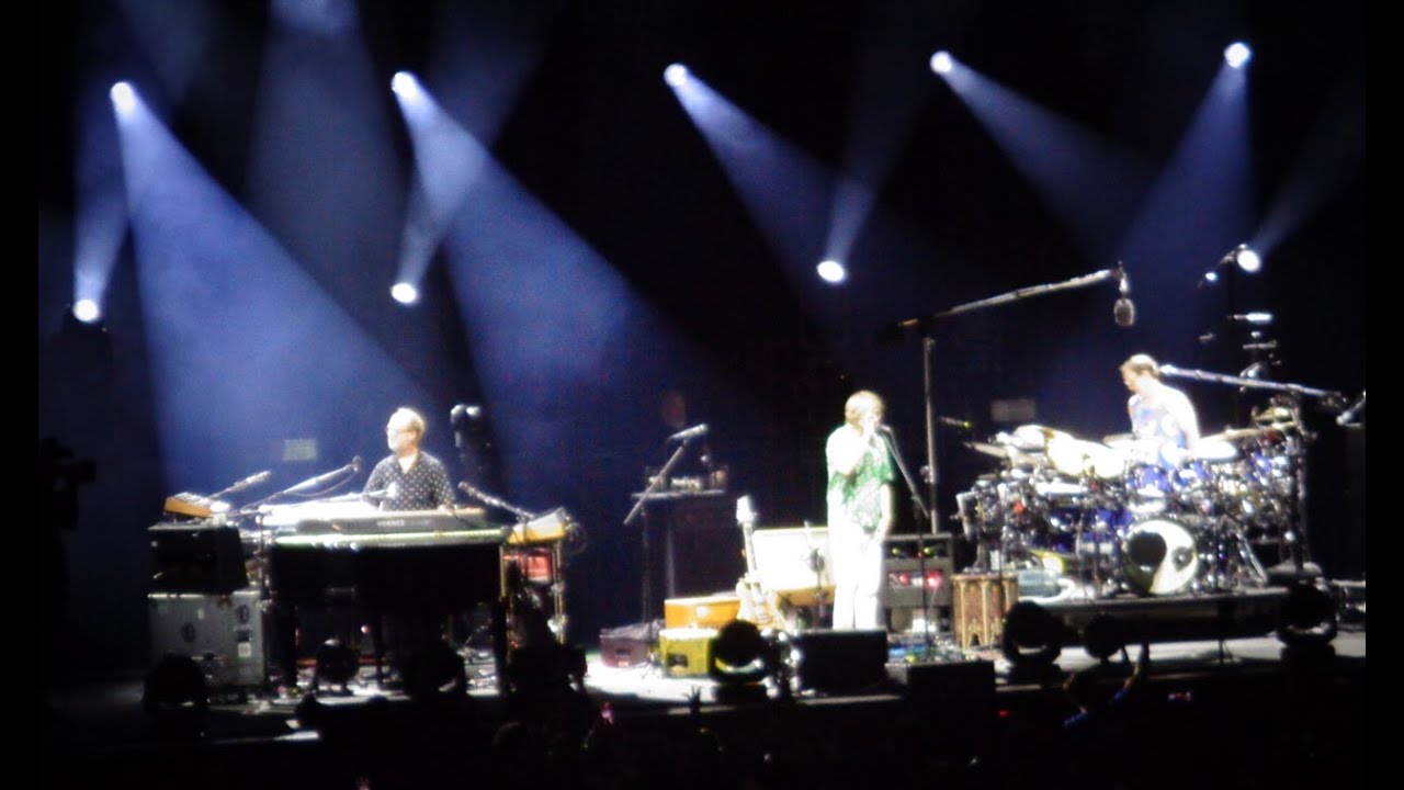 Phish 7/14/2023 First Tube Tall Tom Hanks Glowstick Torture