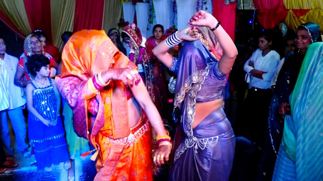 बंगाले से बरुआ आयो री / गाँव की दोनों डांसर भाभियों ने डीजे हिला दिया / Dehati dance video