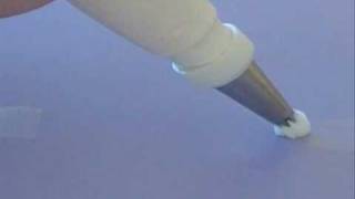 Cake Decorating Techniques - Shell Borders