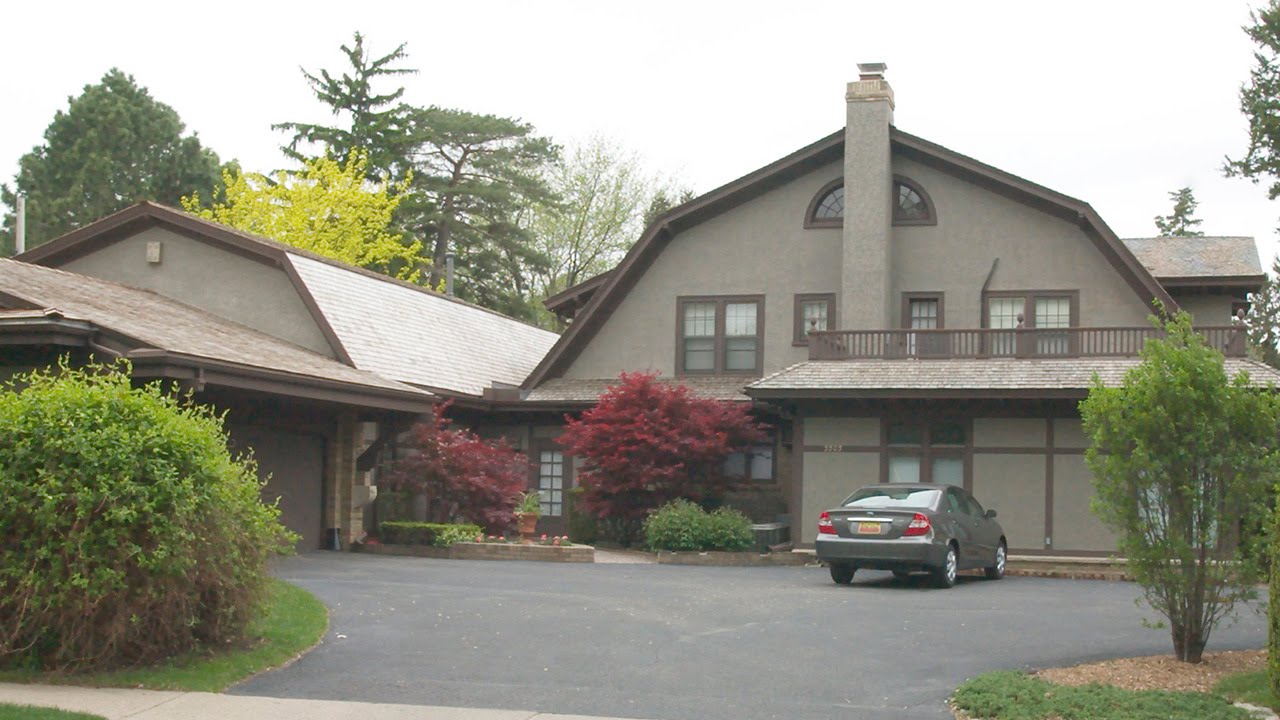 Home Sharing Service Offers 3-Night Stay at Legendary Investor’s Childhood Home for Annual Meeting Home Sharing Service Offers 3-Night Stay at Legendary Investor’s Childhood Home for Annual Meeting