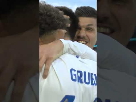 Gruev free-kick stuns Norwich! #leedsunited #lufc