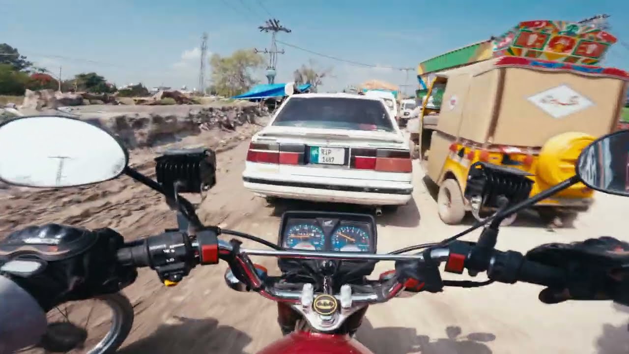 A Trip to Khanpur Dam - Parasailing, Jet Ski, Cliff Diving & Much More | Honda CG125 POV 