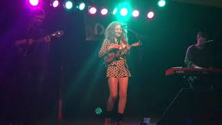 Janet Devlin - Happy Holidays live at The Corn Exchange, Hertford (20/12/17)