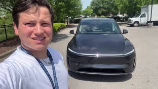 First time checking out and driving a 2026 Tesla Model Y!! #tesla #teslamodely
