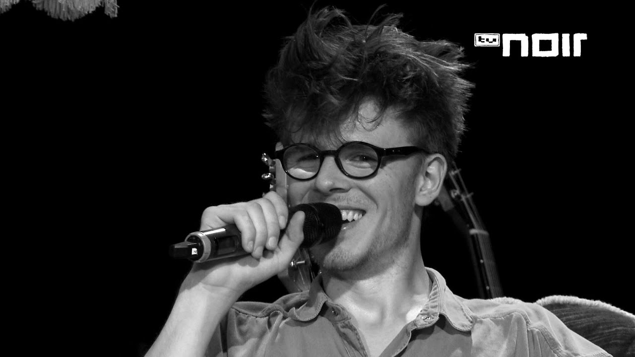 tvnoir videos Maximilian Bischofberger (Brothers Of Santa Claus) und Hannes Wesendonk (U3000) in