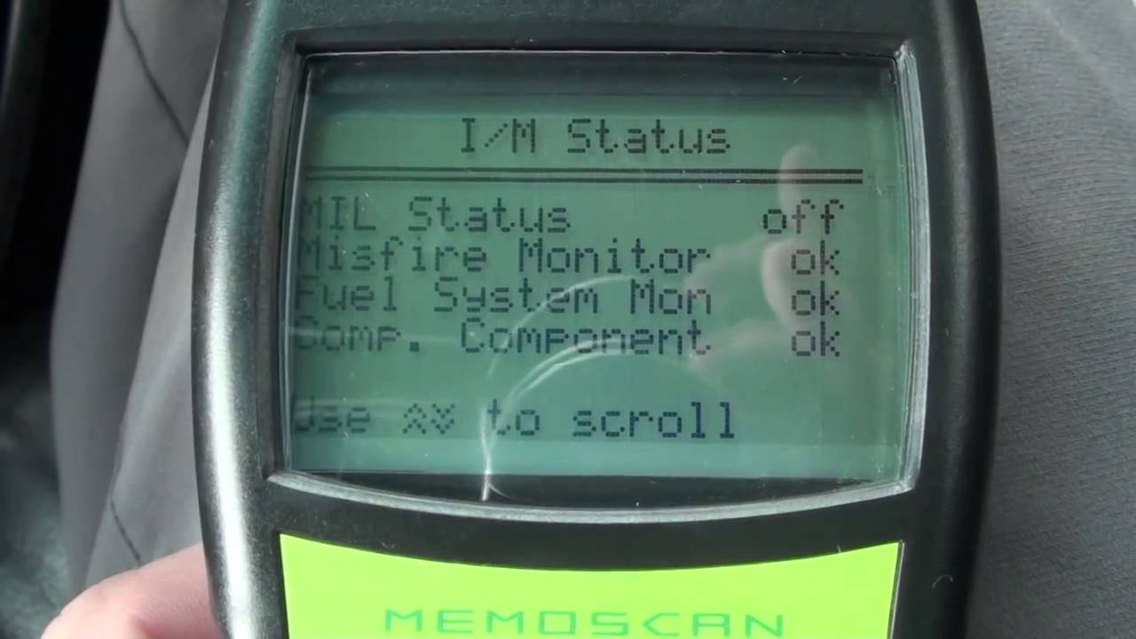 Universal Memoscan U581 OBD2 сканер - YouTube