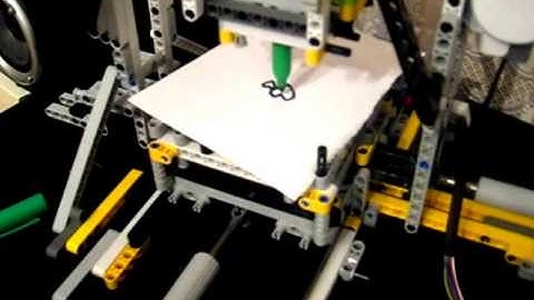 Arduino & Lego build CNC drawing