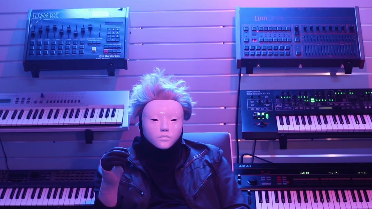 GREYLANCER  - Last Stand -  ( Synthwave / Cyberpunk)