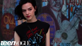 A laid-back '90s look done right – outfit of the day – teen vogue