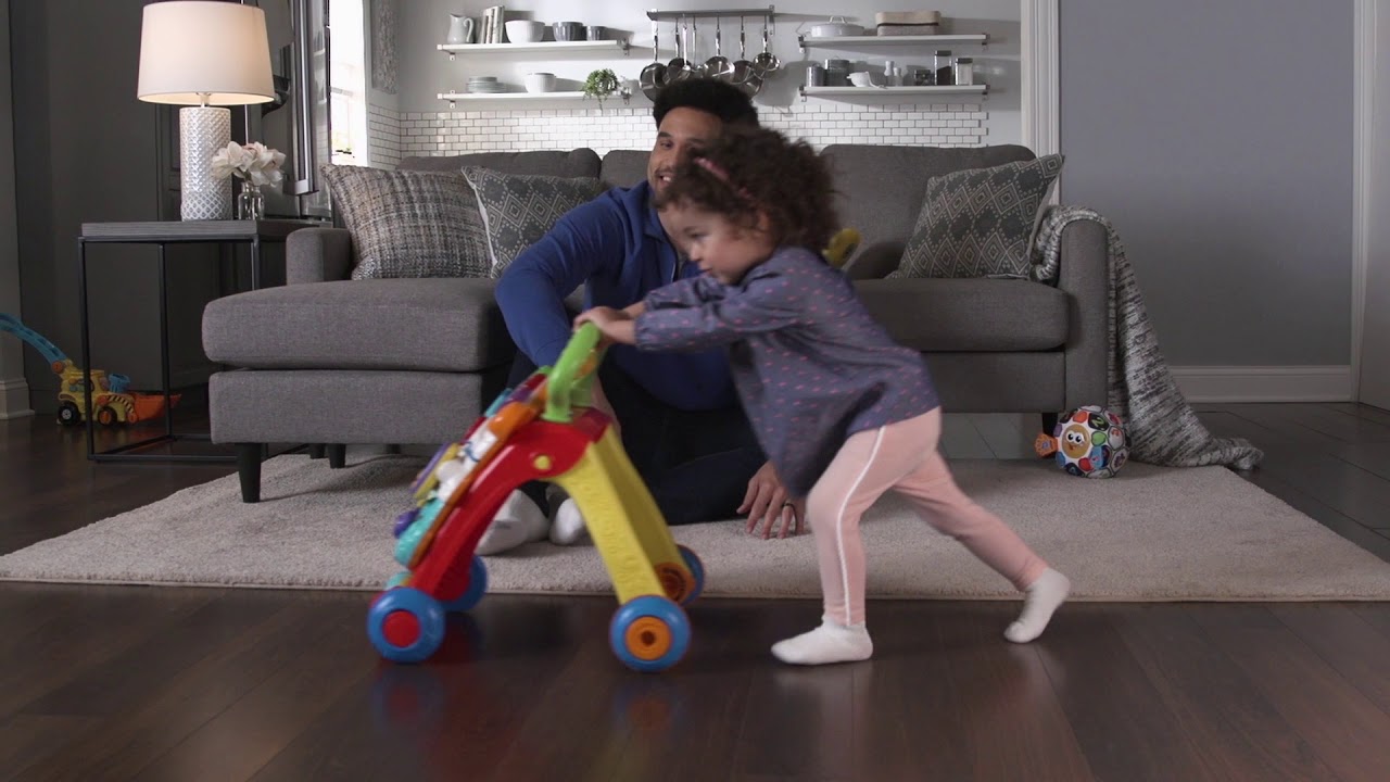 vtech stroll and discover activity walker review