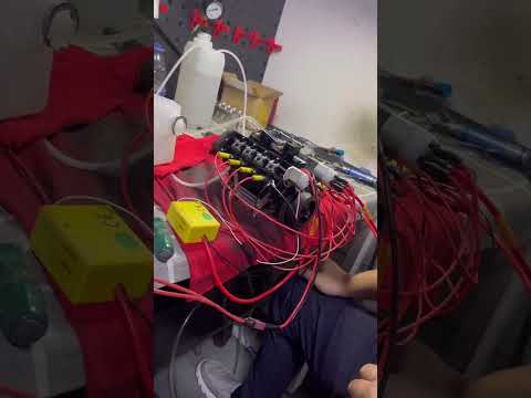 Video: Distributor For TOYAN V8 Gas Engine Model | Stirlingkit