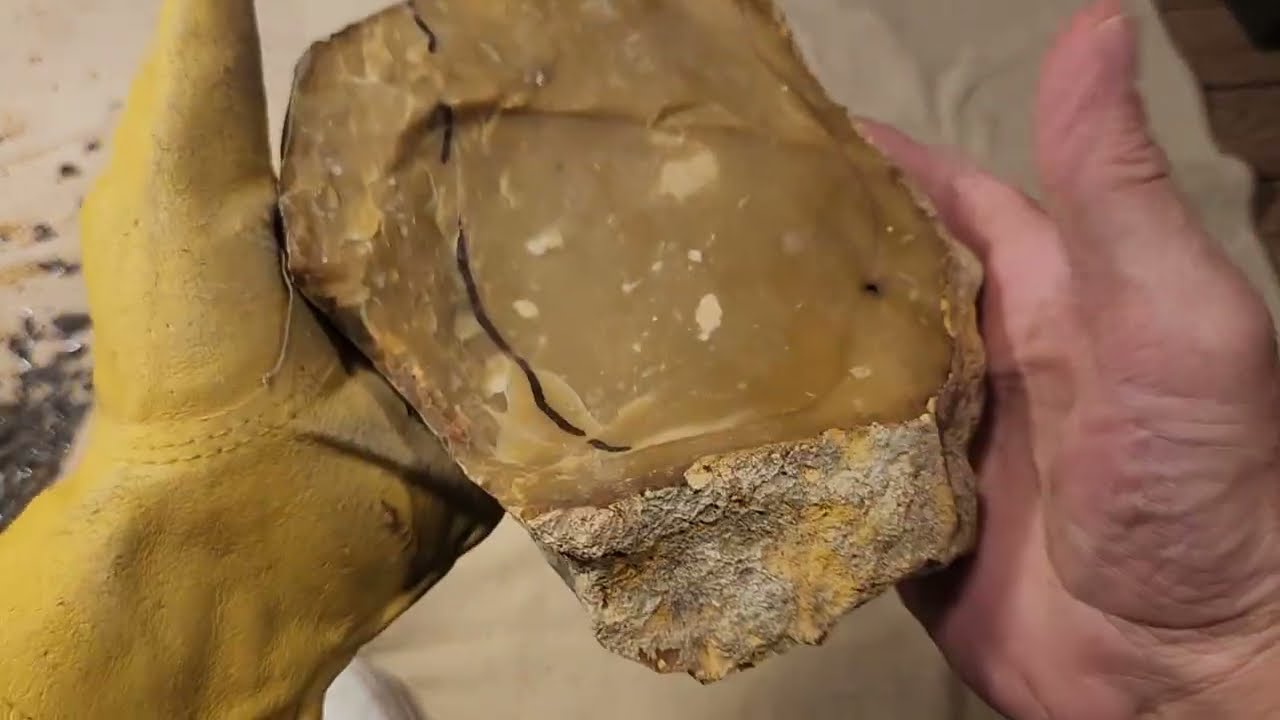 1584 - Part 1 - Spall to Point Knapping Crazed Butterscotch Chert