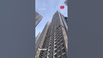 TP.HCM: Thanh niên ném 3 bình nước loại 20 lít từ trên chung cư xuống đất. rất may lúc đó không có