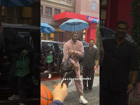 Michael Jordan the Basquetball Legend (Numero Uno) is seen arriving at his Hotel in New York #nyc