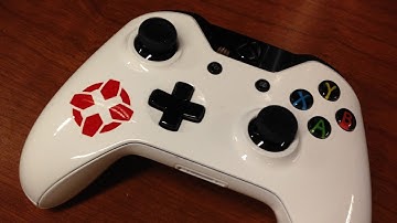 Xbox One: Unboxing Custom IGN Controllers