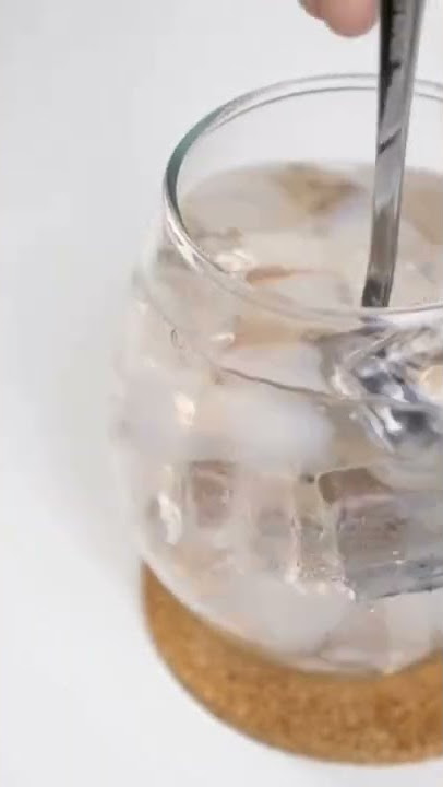 Paling bener buka puasa ditemenin kesegaran ACTIV WATER dingin yang bisa jaga imun tubuh kamu!