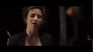 Download Lagu Teardrop (House MD theme) - Massive Attack Cover - ISA MP3