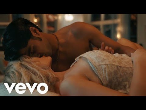 XYNEX – Sexy Girl (Official Music Video)