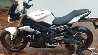 TRIUMPH STREET TRIPLE 675 CRYSTAL WHITE 2016 LOADED