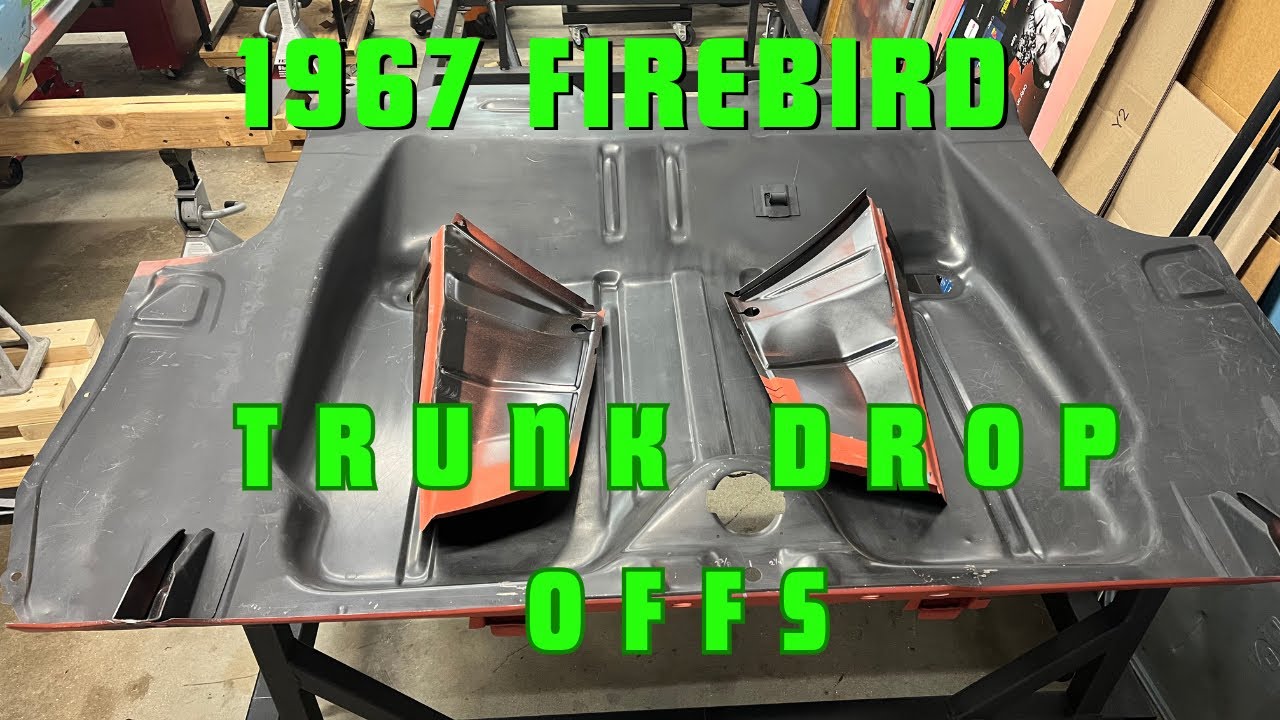 Предварительная установка крепления багажника для Firebird-Camaro первого поколения.