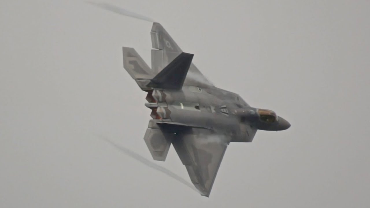 Lockheed Martin F-22A Raptor US Air Force Demo Team flying Display at RIAT 2016 AirShow