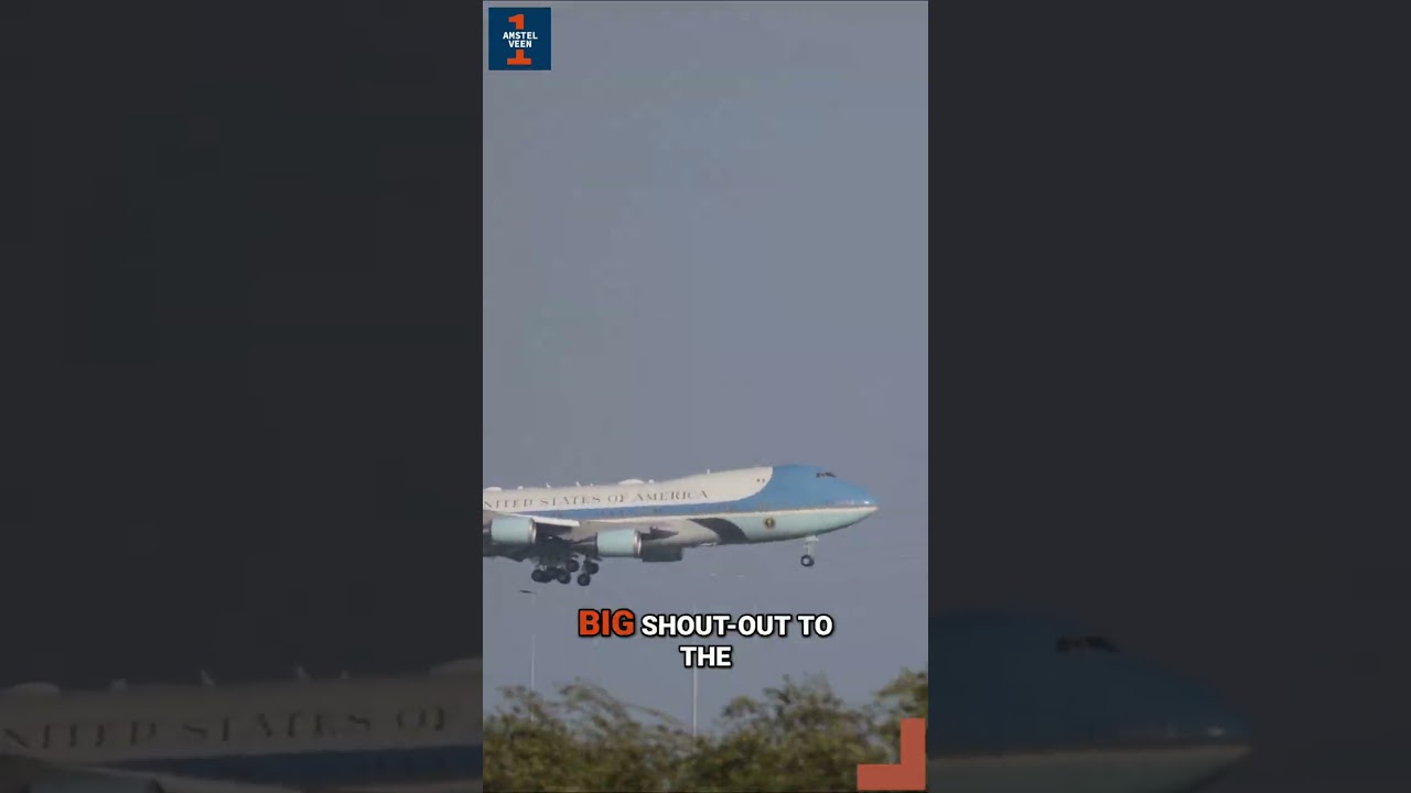 Donald Trump arriveert op Schiphol!