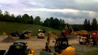 Halomec demonstrates Loadrite X-Weigh excavator weighing system at JCB Waste Demo
