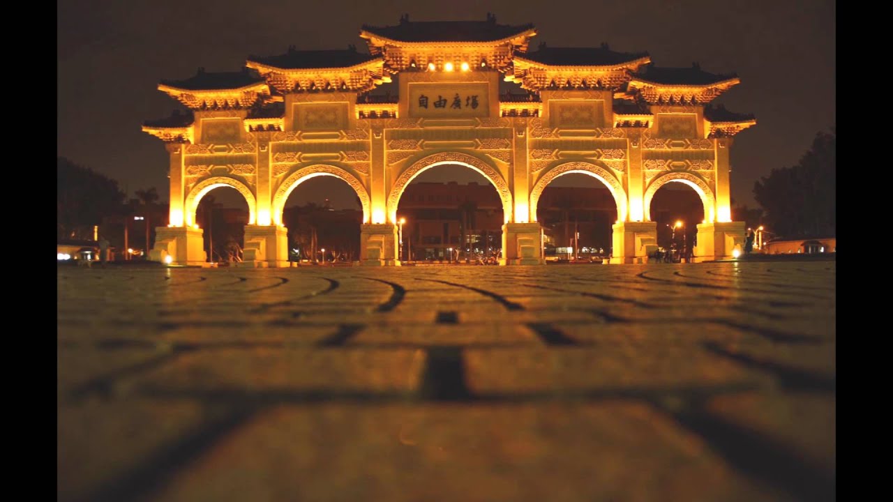 自由廣場 Time lapse photography + Title