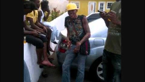 Vybz Kartel - Welcome The Outlaw (Outlaw Riddim) JUNE 2011 "U.T.G" [Adidjahiem Rec] GAZA REMAKE